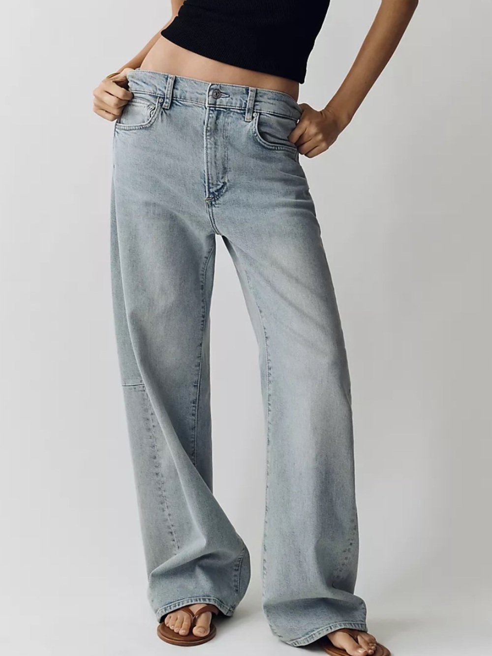 PAIGE $269 Arellia Skimmer High Rise Tapered Jeans Mar Vista Size 28